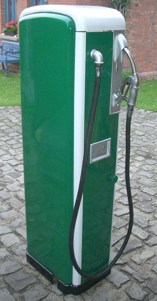 Benzin-Zapfsäule, Rückseite Baujahr: 1949