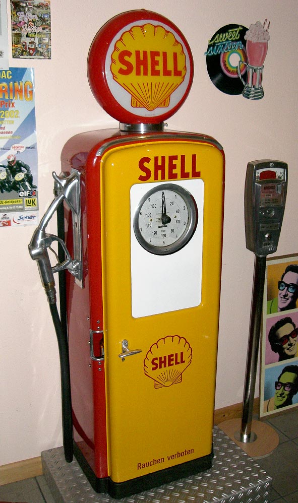 Benzin-Zapfsäule, Hersteller: Salzkotten